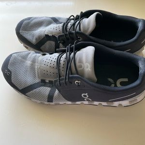Mens On running shoes